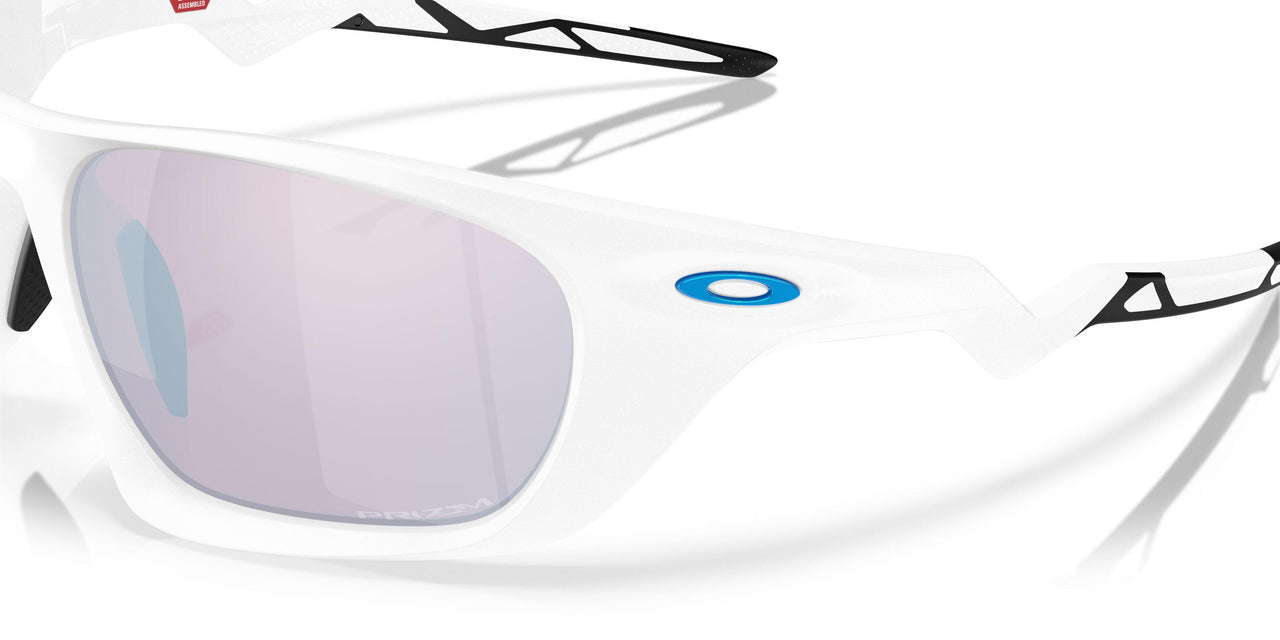 943109 - White - Prizm Snow Sapphire