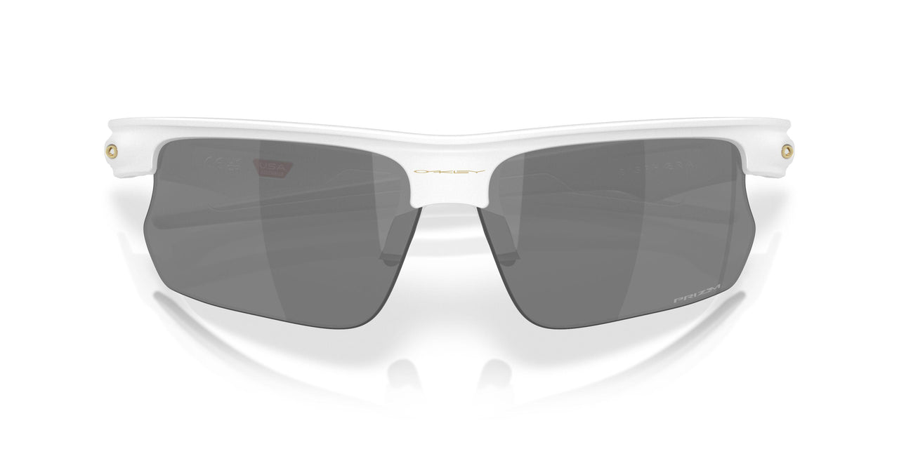 940022 - White - Prizm Black
