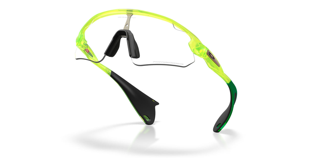 952504 - Green - Clear To Black Iridium Photochromic