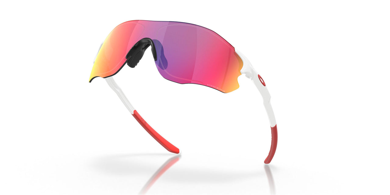 931304 - White - Prizm Road