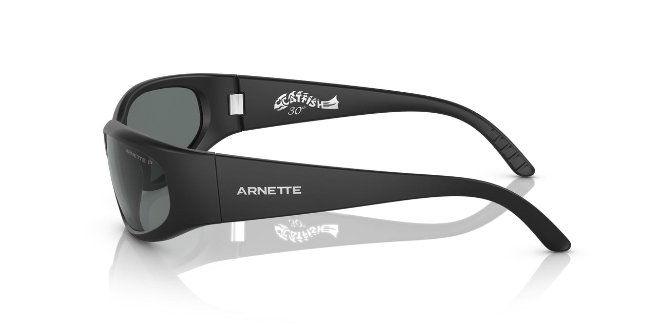 275881 - Black - Dark Grey Polar