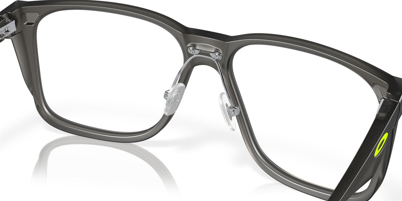 818202 - Grey