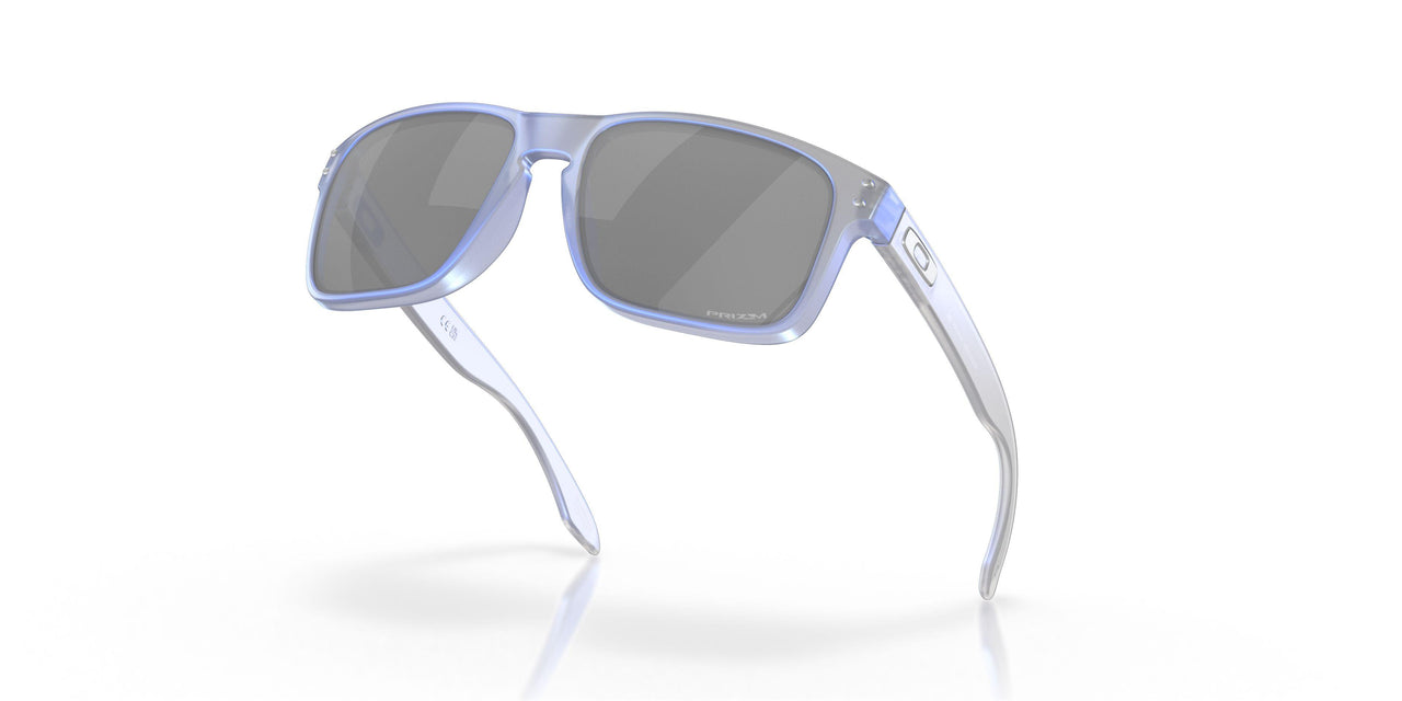 924467 - Blue - Prizm Black