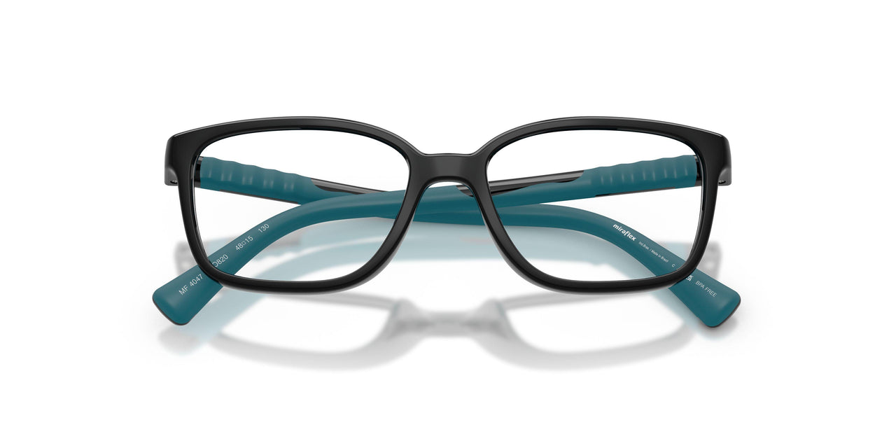 O820 - Black