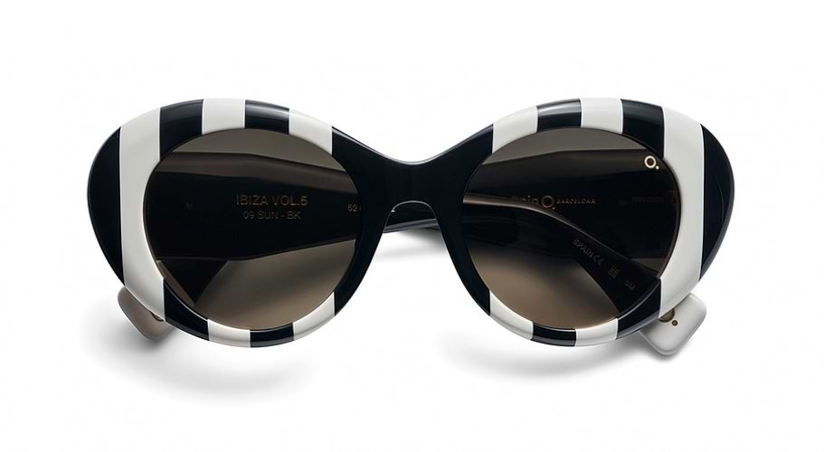 BK - Black