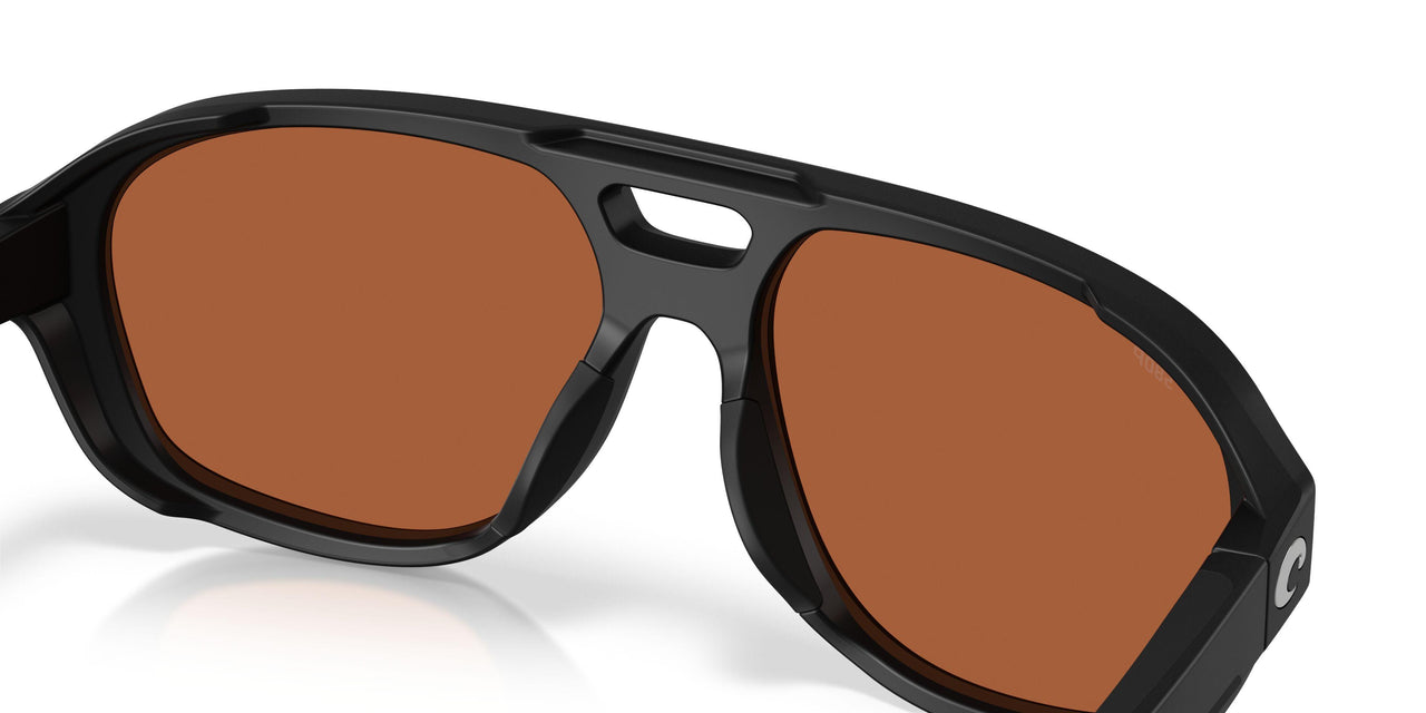913302 - Black - Green Mirror