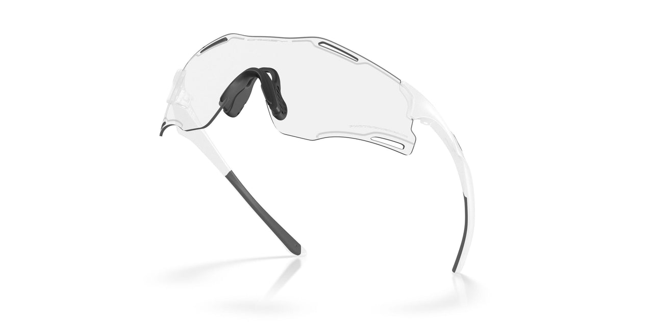 951201 - White - Clear To Black Iridium Photochromic