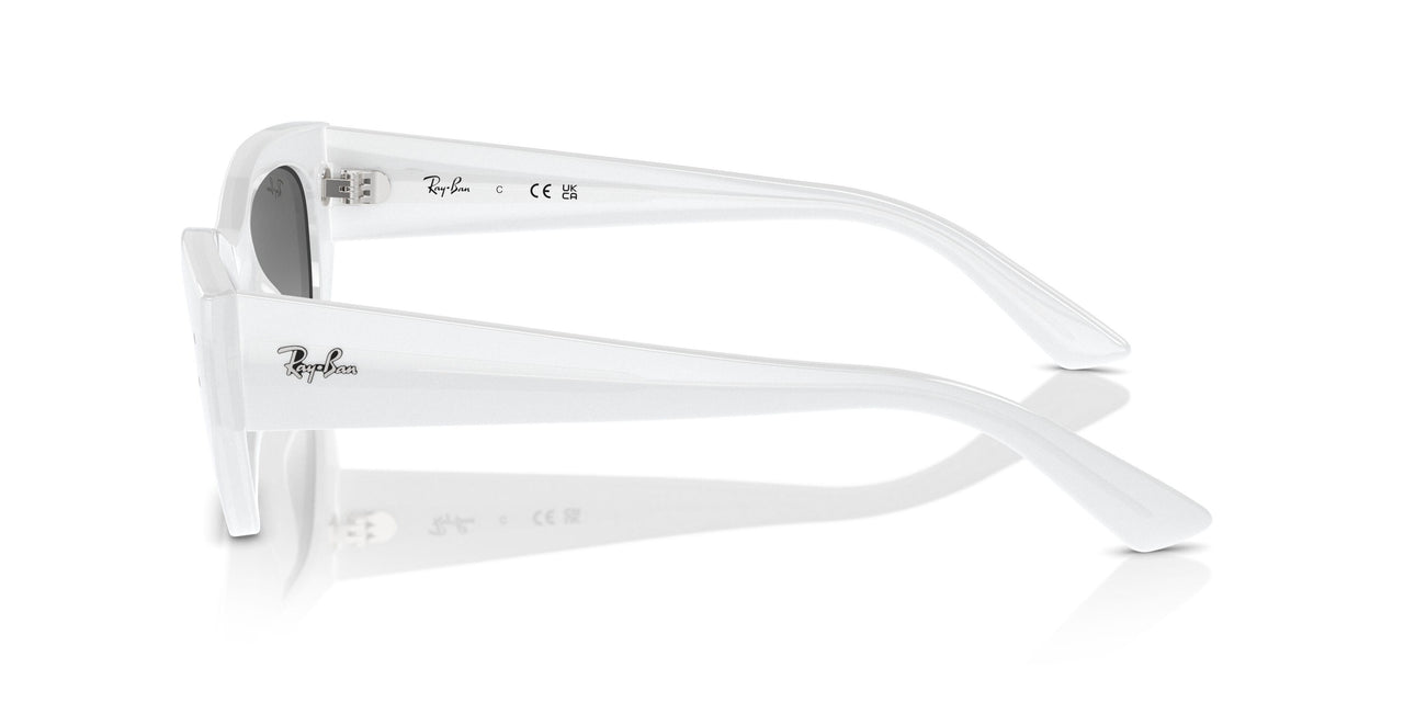 675911 - White - Grey