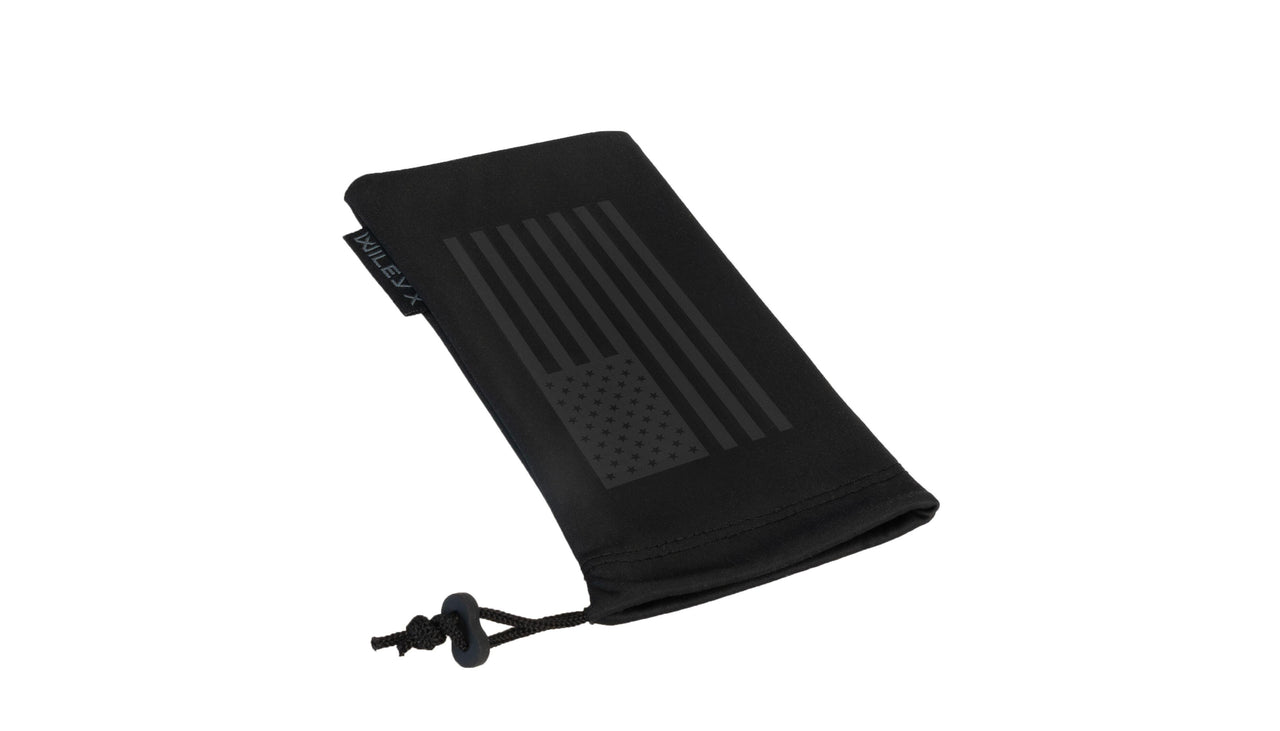 DN900 Microfiber Drawstring Bag W Extra Lens Panel, Black