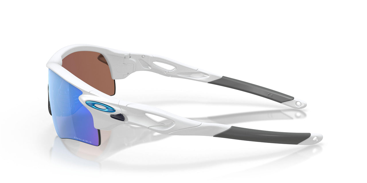 920602 - Matte White - Slate Iridium