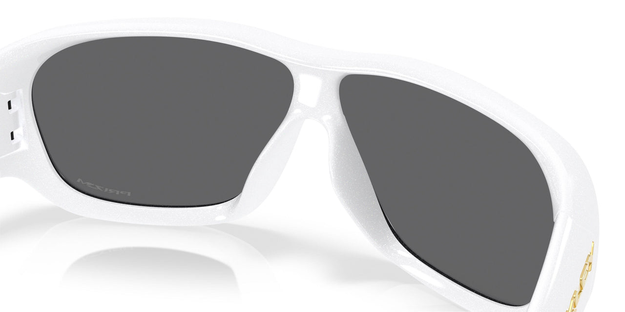 949302 - White - Prizm Black