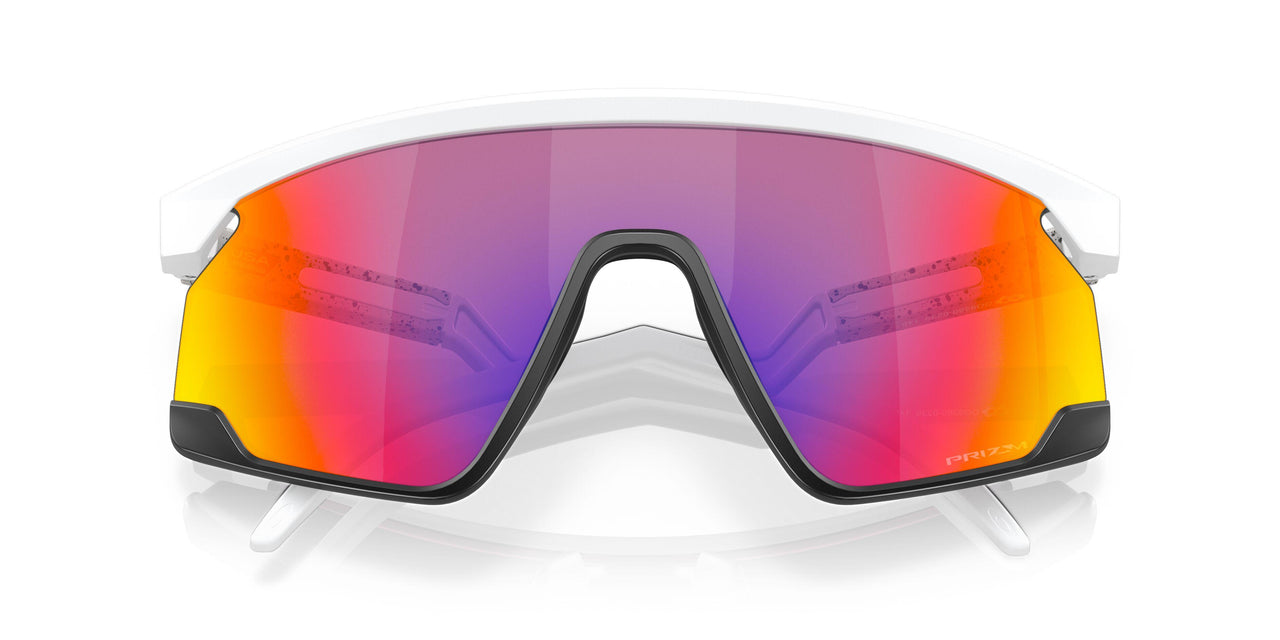 928002 - White - Prizm Road