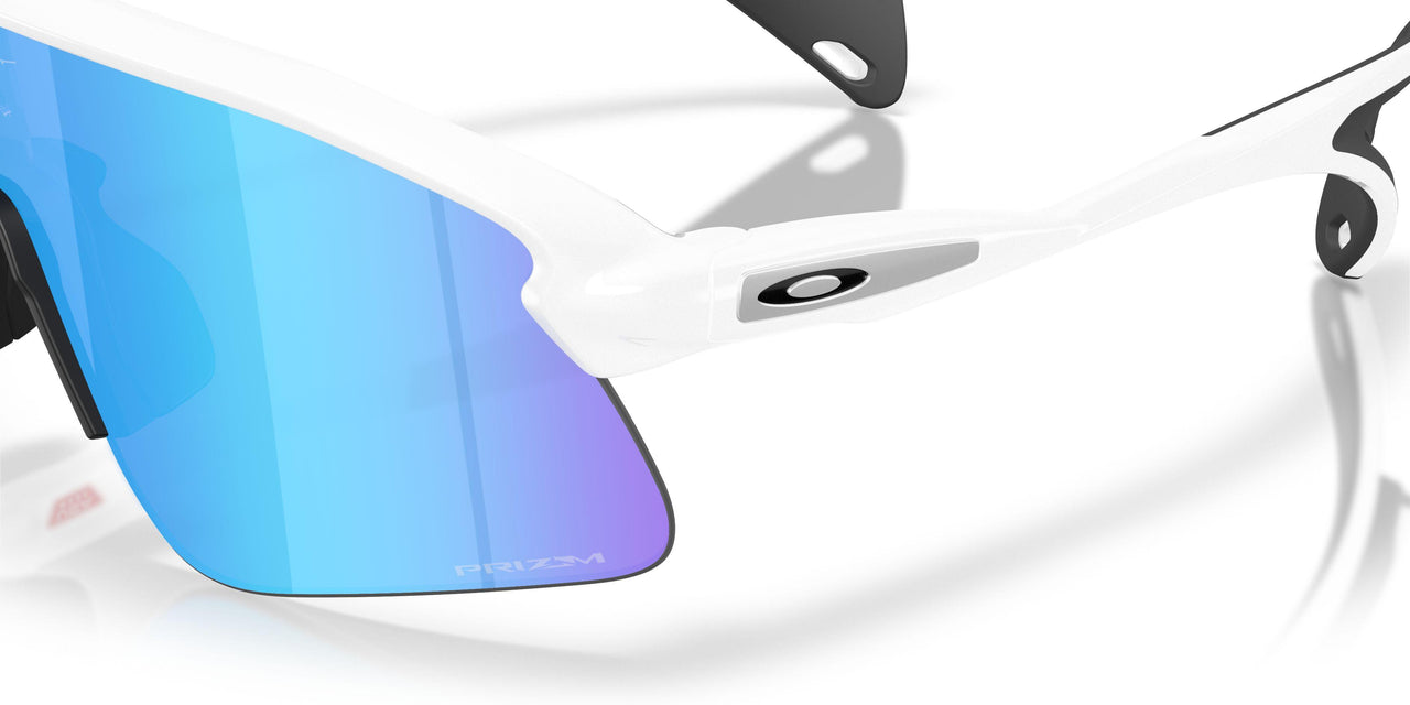 951704 - White - Prizm Sapphire