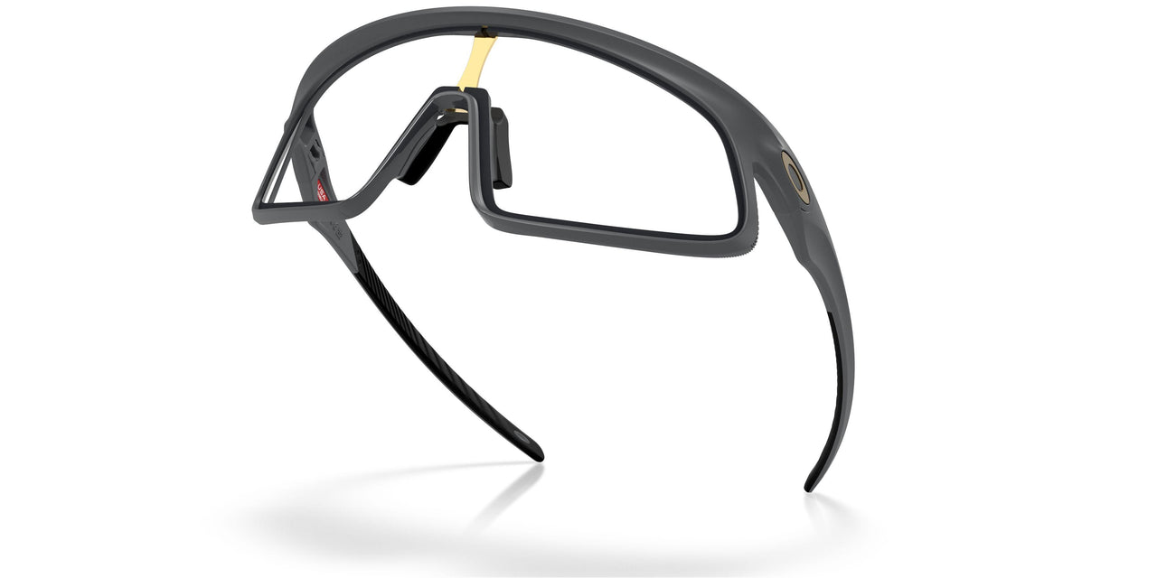 948406 - Grey - Clear To Black Iridium Photochromic