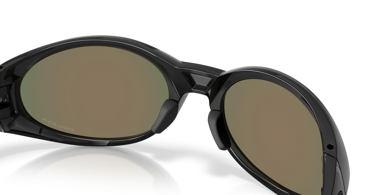 943846 - Black - Prizm Ruby