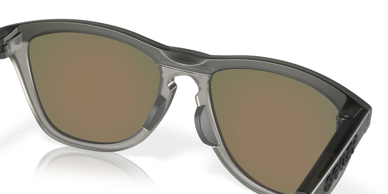 928401 - Grey - Prizm Ruby