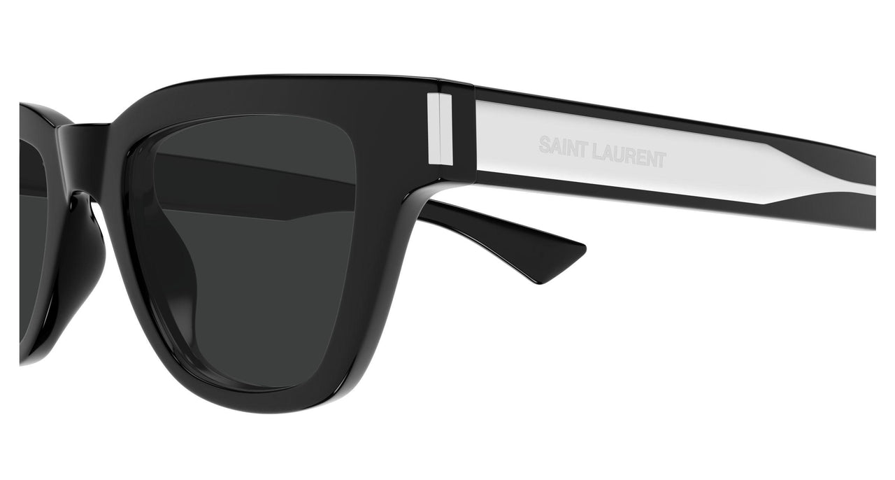 001 - Black/Crystal - Black