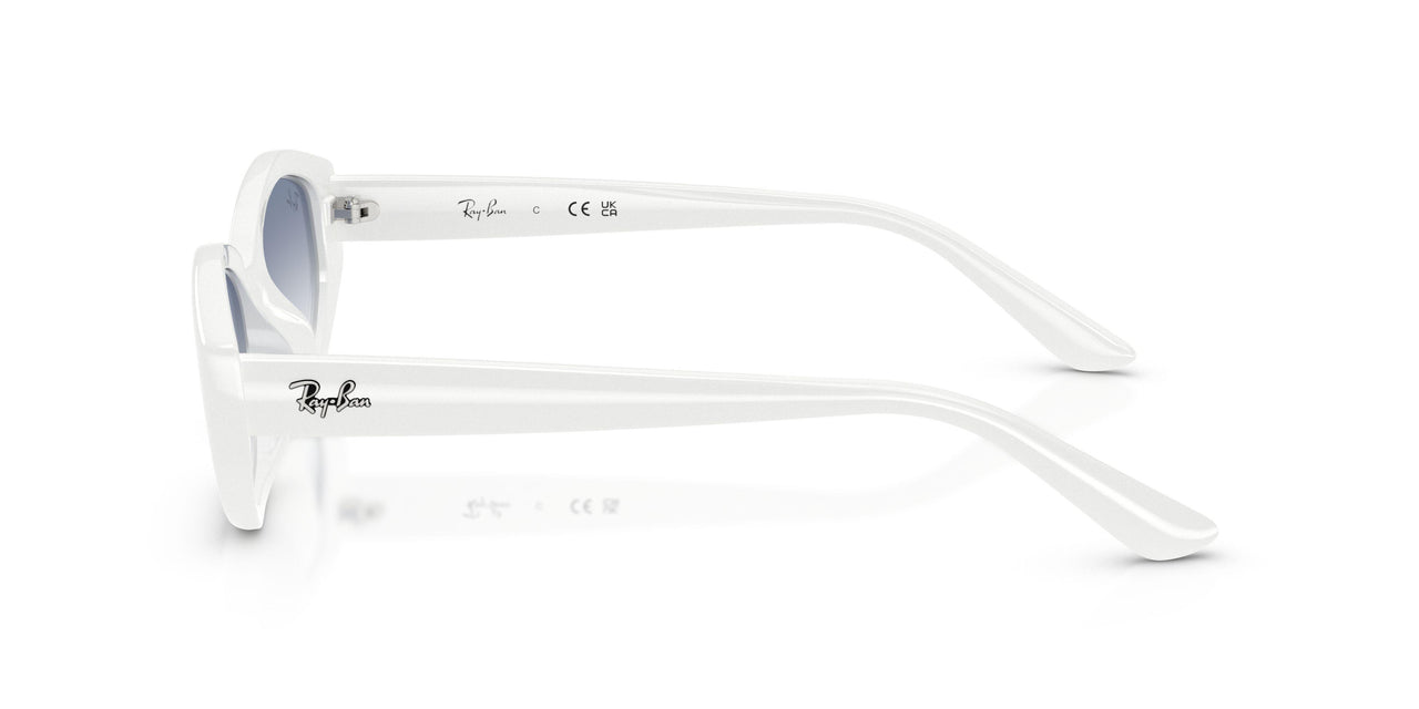 677219 - White - Clear Gradient Light Blue