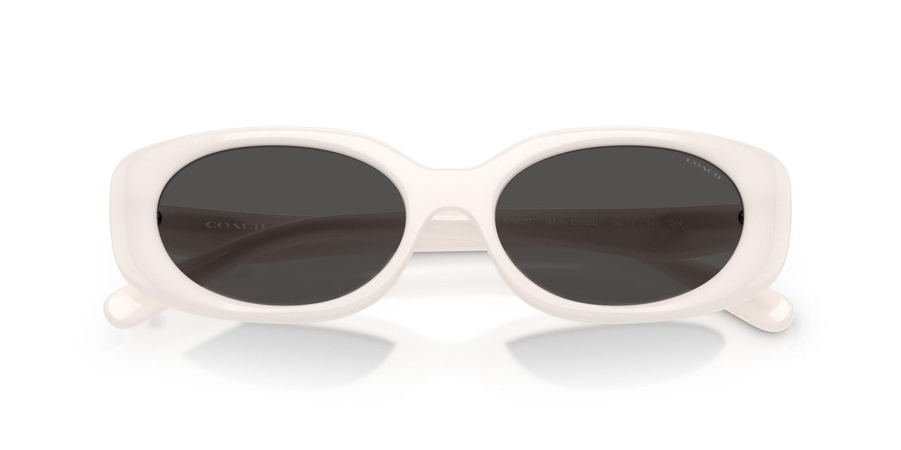 579087 - White - Grey Solid
