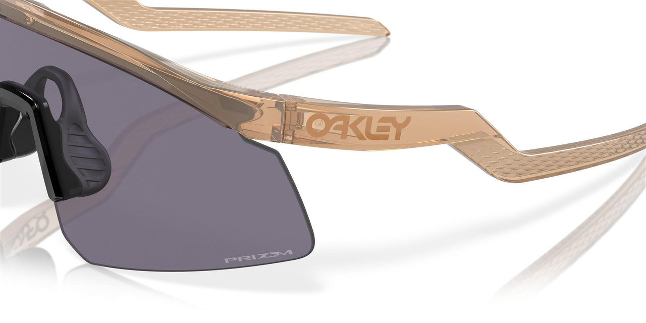 922914 - Brown - Prizm Grey