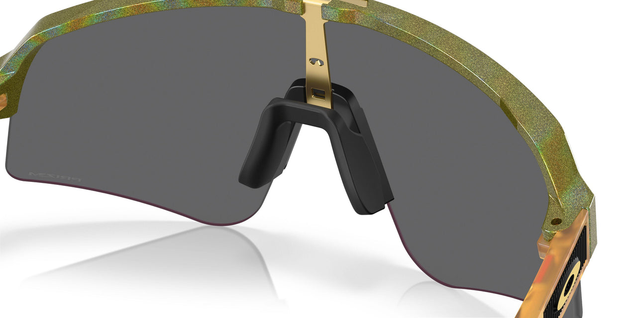 946535 - Green - Prizm Black