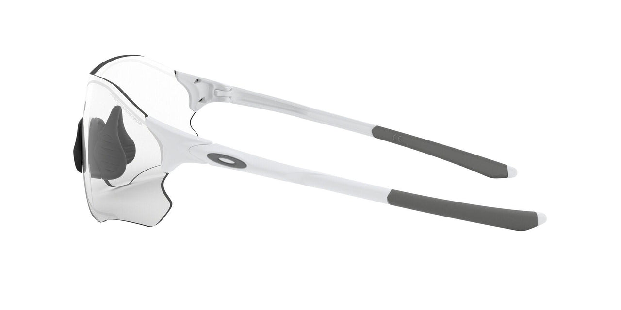 931306 - Matte White - Clear Black Photochromic